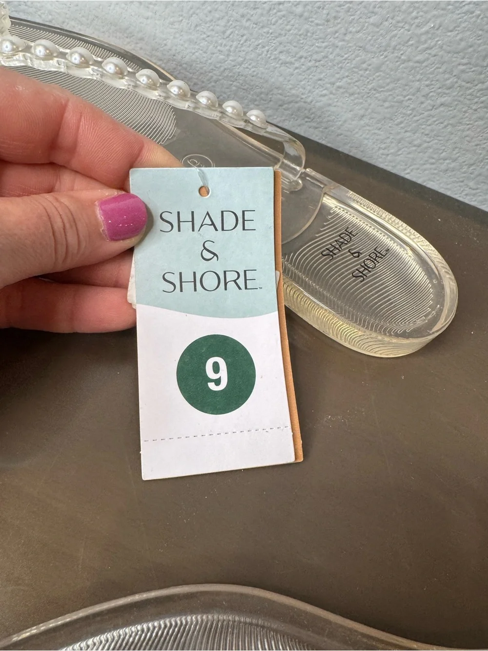 NWT 9 Shade & Shore Pearl-Trim Clear Jelly Thong Sandals - White Pearls